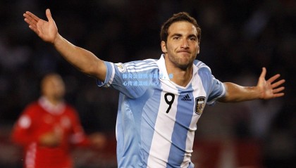 【壹号娱乐下载】体育公益携手同行，爱心传递温暖人心