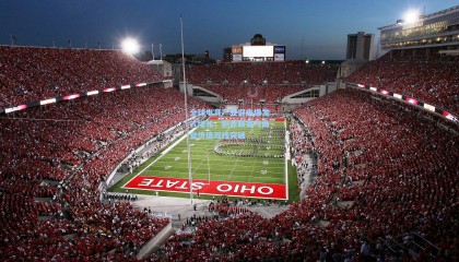 壹号娱乐官网|全球电竞产业迎来爆发式增长，职业联赛与商业价值双线突破