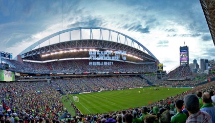 壹号娱乐app：欧冠官方盛赞，阿森纳六战全胜强势晋级，谁还能阻止他们？