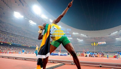 壹号娱乐官网：达拉斯新王降临，状元弗拉格接过传奇火炬，独行侠开启荣耀新征途